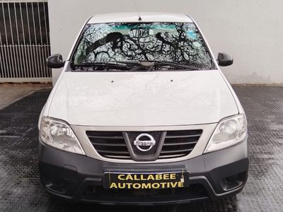 2020 Nissan NP200 1.6 A/C Safety Pack