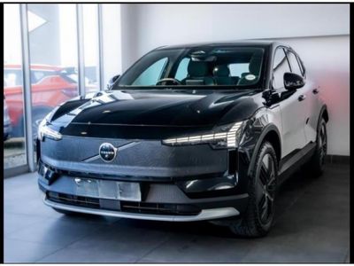 2026 Volvo EX30 Cross Country
