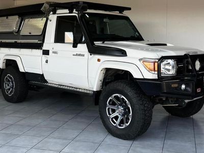 2017 Toyota Land Cruiser 79 4.5 D Single-Cab