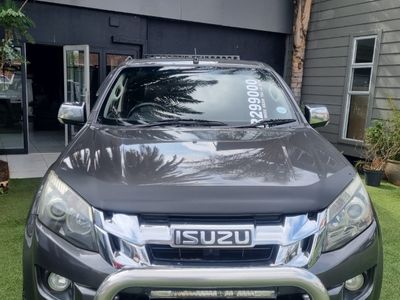 2014 Isuzu KB 300 D-Teq LX Auto Double-Cab