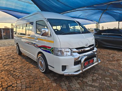 2022 Toyota Quantum 2.5 D-4D Sesfikile 16-seat