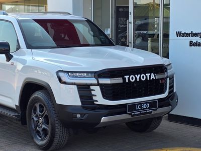 2026 Toyota Land Cruiser 300 V6 3.3D GR-S