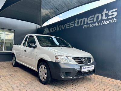 2022 Nissan NP200 1.6 A/C Safety Pack