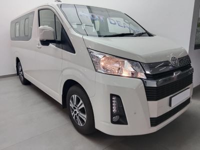 2025 Toyota Quantum 2.8 GL 11-seat