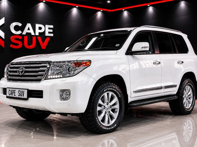 2015 Toyota Land Cruiser 200 VX 4.5 D 6-SPEED AUTOMATIC 7-SEATER 4X4