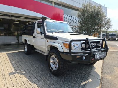 2015 Toyota Land Cruiser 79 4.5 D Single-Cab