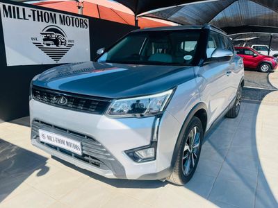 2022 Mahindra XUV 300 1.5D | W8