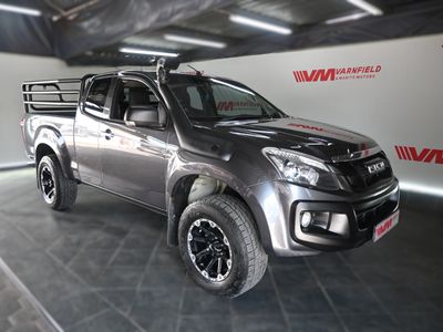 2015 Isuzu KB 300 D-Teq LX 4x4 Extended Cab