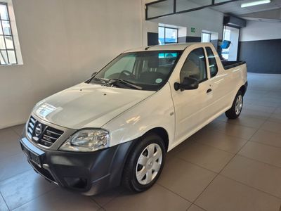 2019 Nissan NP200 1.6 A/C Safety Pack