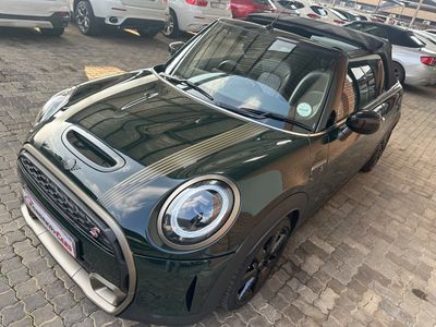 2022 MINI Convertible Convertible F57 Resolute