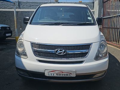 2015 Hyundai H-1 2.4 CVVT | Executive