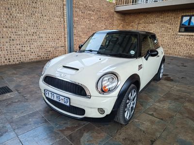 2008 MINI Hatch Cooper S