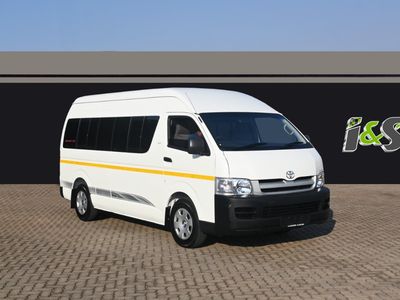 2006 Toyota Quantum 2.7 14-seat