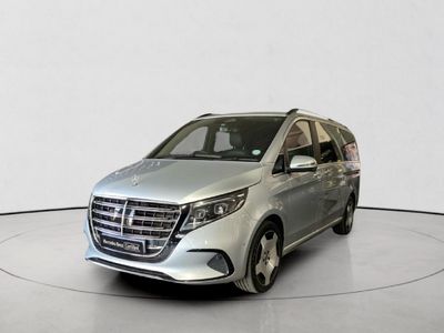 2025 Mercedes-Benz V-Class V300d Exclusive