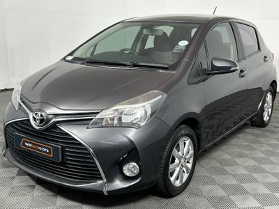 2015 Toyota Yaris 1.3 5-dr