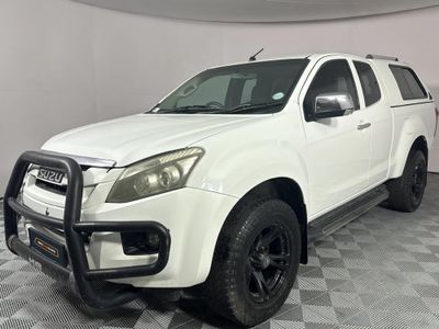 2015 Isuzu KB 300 D-Teq LX Extended Cab