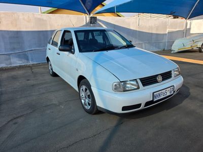2001 Volkswagen Polo Polo Playa 1.6i