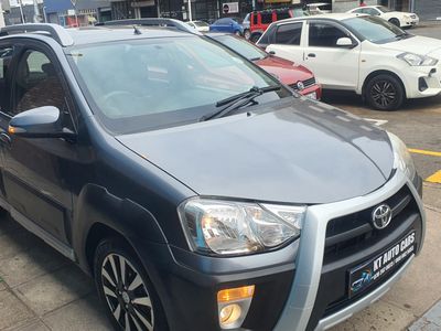 2017 Toyota Etios Cross 1.5 XS 5-dr
