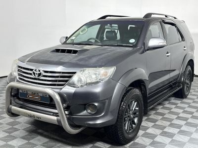 2015 Toyota Fortuner 2.5 D-4D Raised Body
