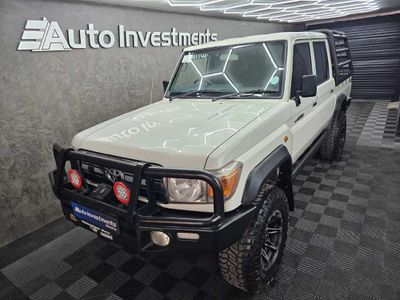 2014 Toyota Land Cruiser 79 4.0 Double-Cab