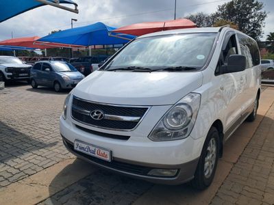 2015 Hyundai H-1 2.4 CVVT | Executive
