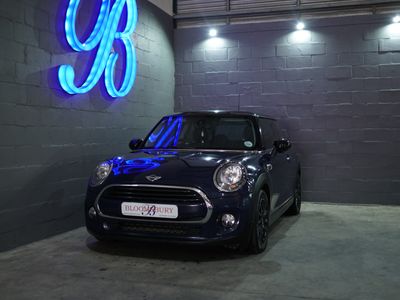 2016 MINI Hatch Cooper Auto
