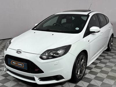 2015 Ford Focus 2.0 GTDi ST3 5-dr