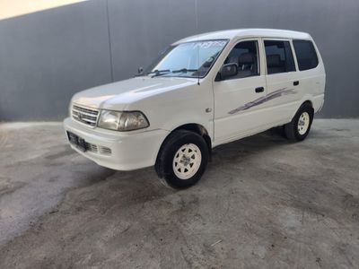 2003 Toyota Condor 2400i TE