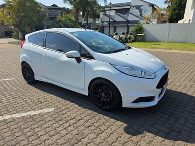 2015 Ford Fiesta ST 1.6 EcoBoost GDTi