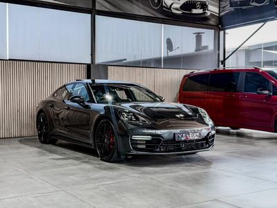 2019 Porsche Panamera GTS