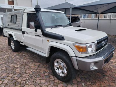 2014 Toyota Land Cruiser 79 4.5 D Single-Cab