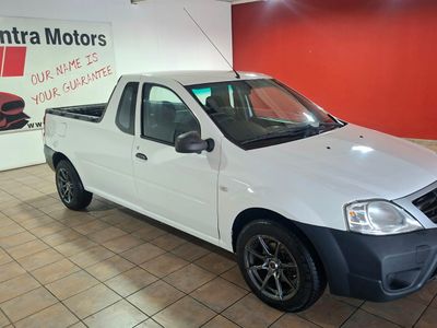 2022 Nissan NP200 1.6 A/C Safety Pack