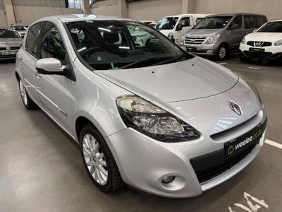 2011 Renault Clio III 1.6 Dynamique 5-dr