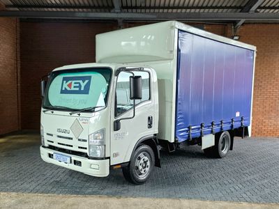 2020 Isuzu NPR 275 AMT Curtainside