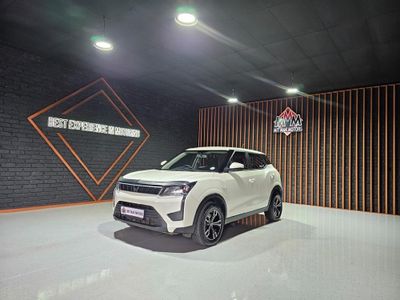 2023 Mahindra XUV 300 1.2T | W4