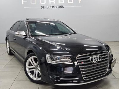 2013 Audi S8 quattro Auto
