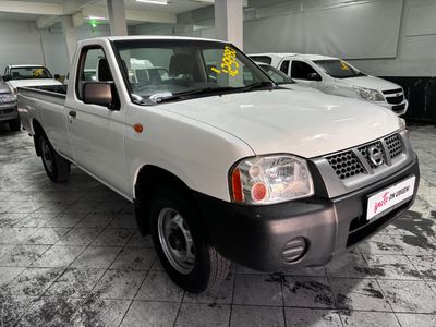 2016 Nissan NP300 2.0i LWB Single-Cab