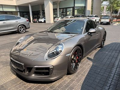 2019 Porsche 911 Carrera GTS coupe auto