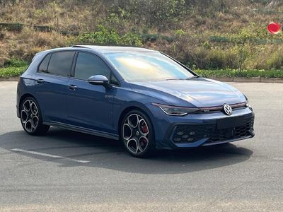 2026 Volkswagen Golf 8 GTI 2.0 TSI DSG