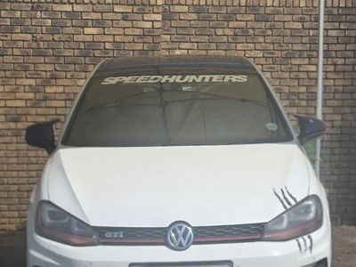 2014 Volkswagen Golf VII GTI 2.0 TSI