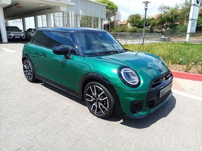 2025 MINI Hatch Cooper S Auto