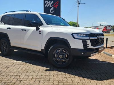 2026 Toyota Land Cruiser 300 V6 3.3D GR-S