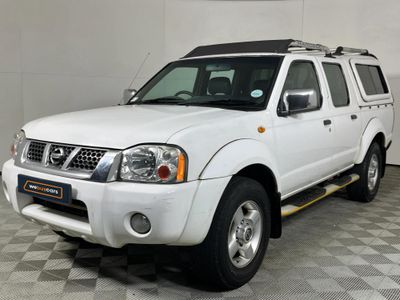 2005 Nissan Hardbody 3000TD SEL Double-Cab