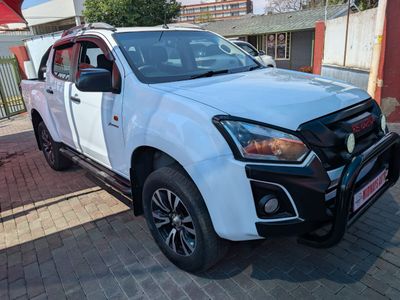2017 Isuzu KB 300 D-Teq LX Double-Cab
