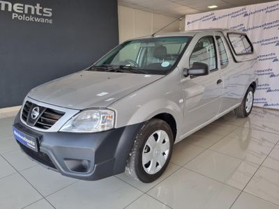 2023 Nissan NP200 1.6 A/C Safety Pack