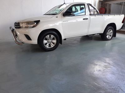 2017 Toyota Hilux 2.4 GD-6 Raised Body SRX Single-Cab