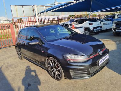 2016 Volkswagen Golf VII 2.0 TSI R Auto