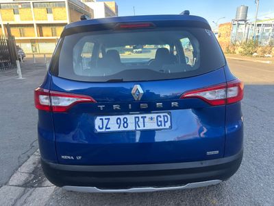 2023 Renault Triber 1.0 Expression