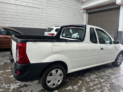 2013 Nissan NP200 1.6