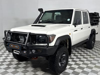 2016 Toyota Land Cruiser 79 4.5 D Double-Cab